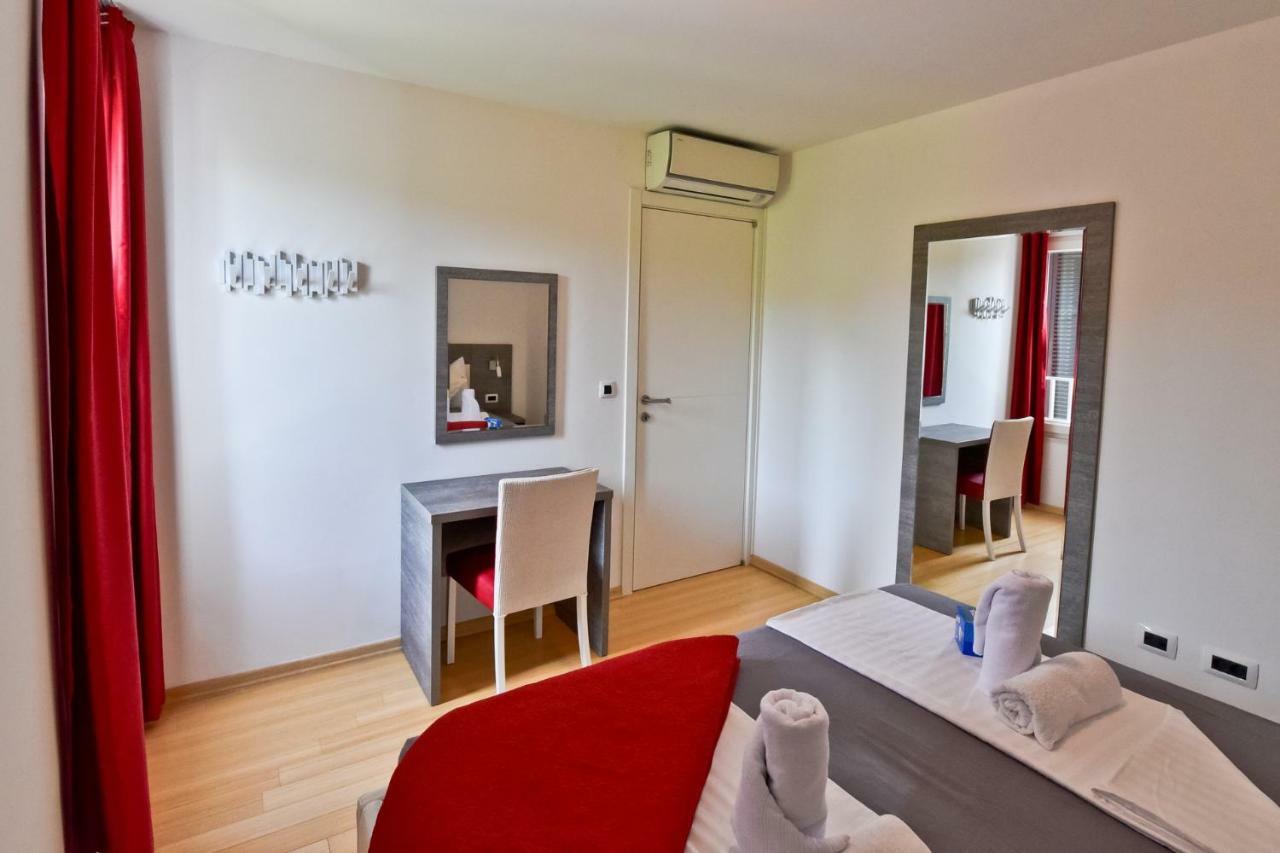 Apartmani Astrado Petrcane Bagian luar foto